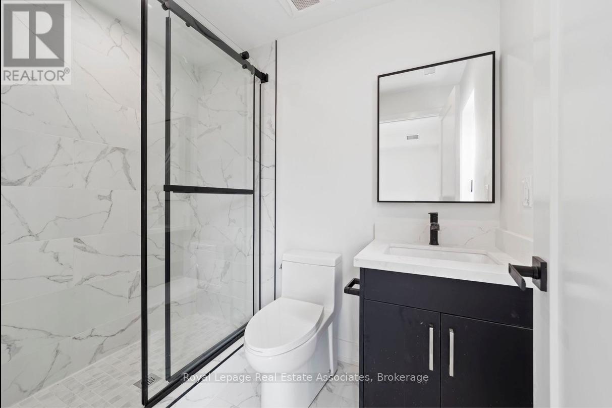 531 Delaware Avenue N, Toronto, Ontario  M6H 2V3 - Photo 17 - C12843388
