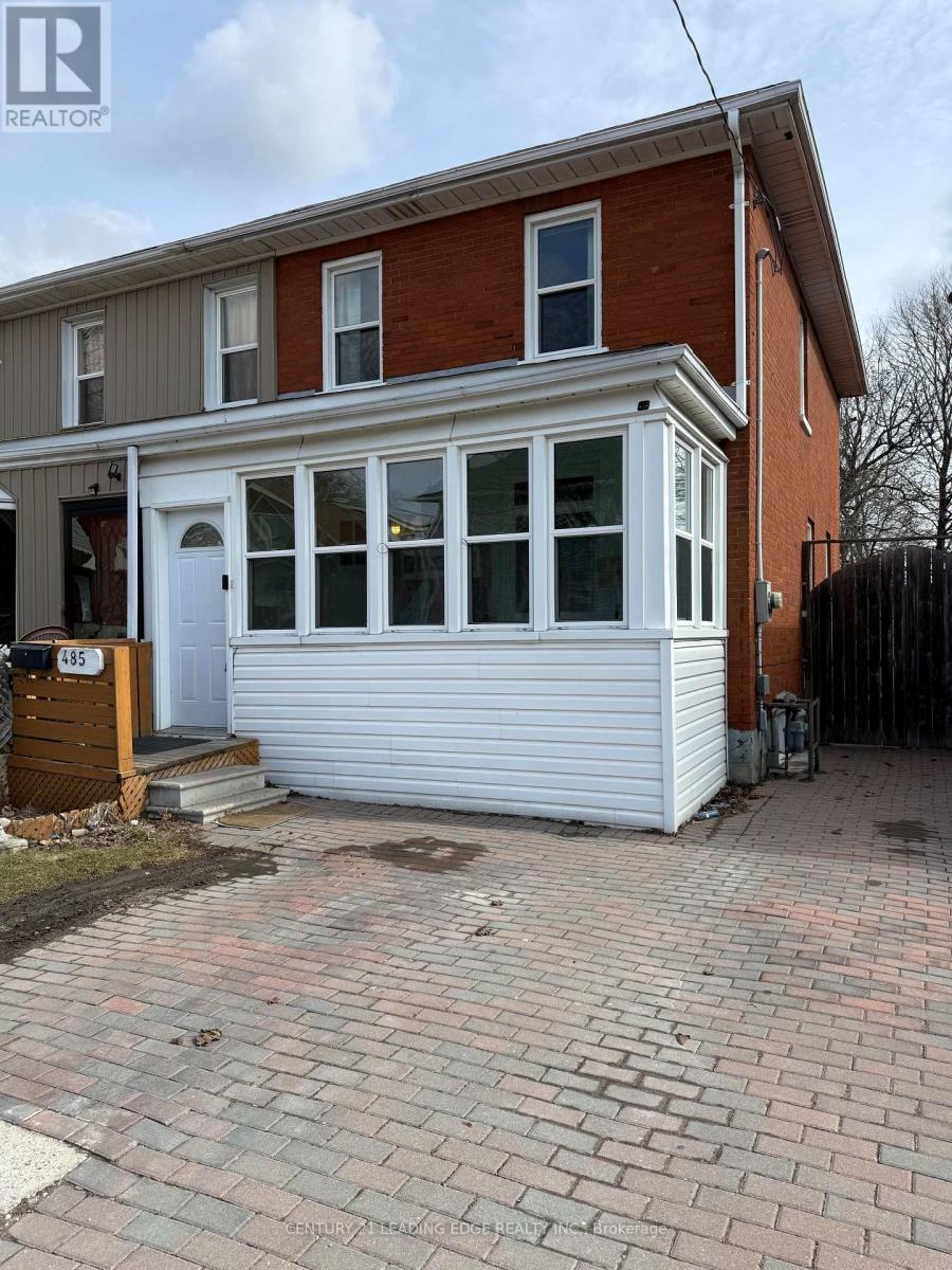 485 ALBERT STREET
