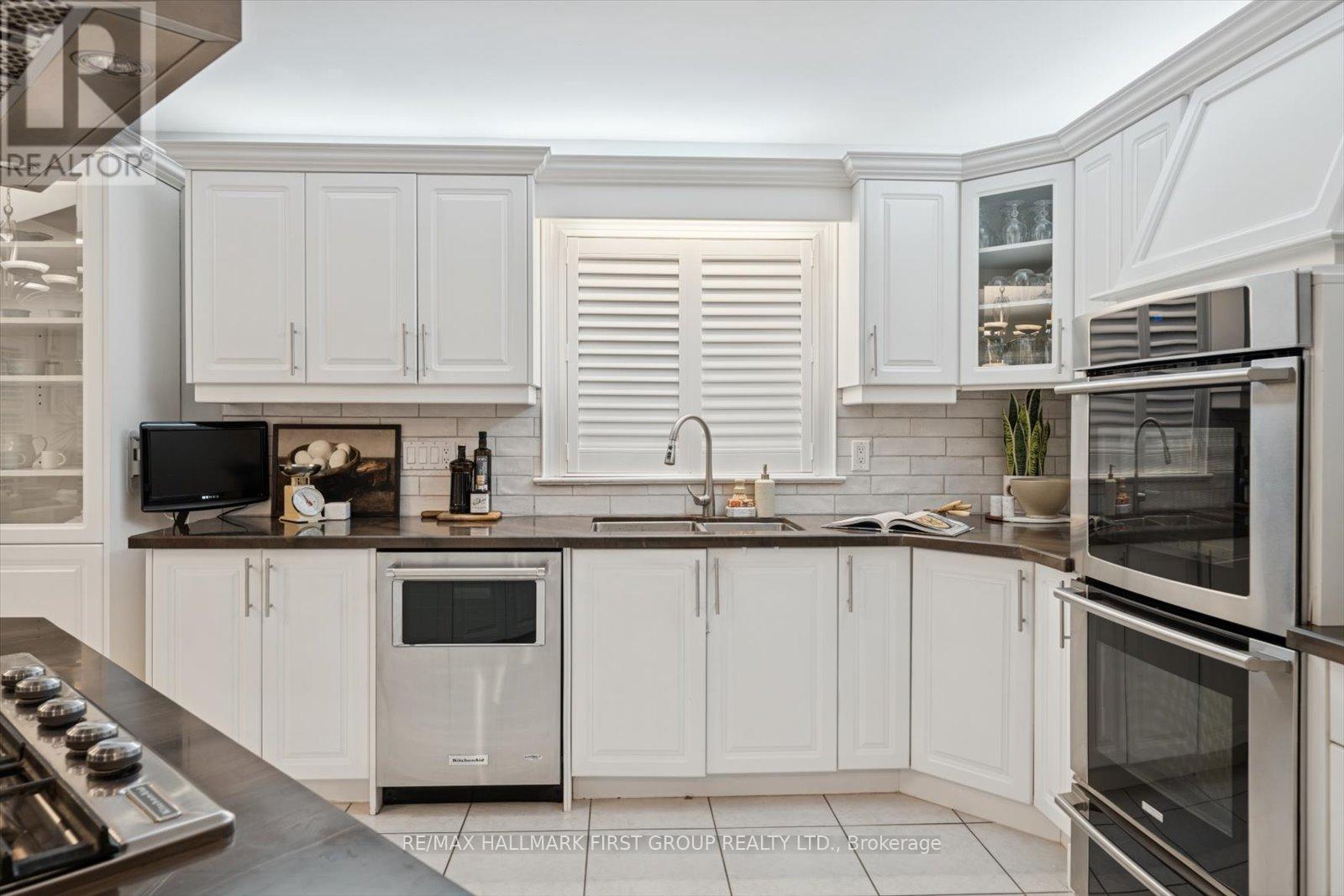 1779 Woodview Avenue, Pickering, Ontario L1V 1L3 - Photo 9 - E13149428