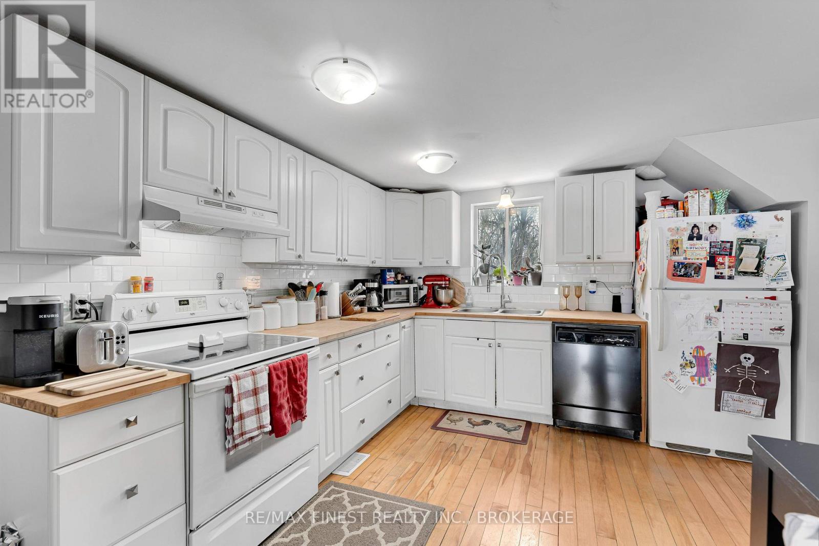 206 Main Street, Loyalist, Ontario  K0H 2H0 - Photo 17 - X12853272