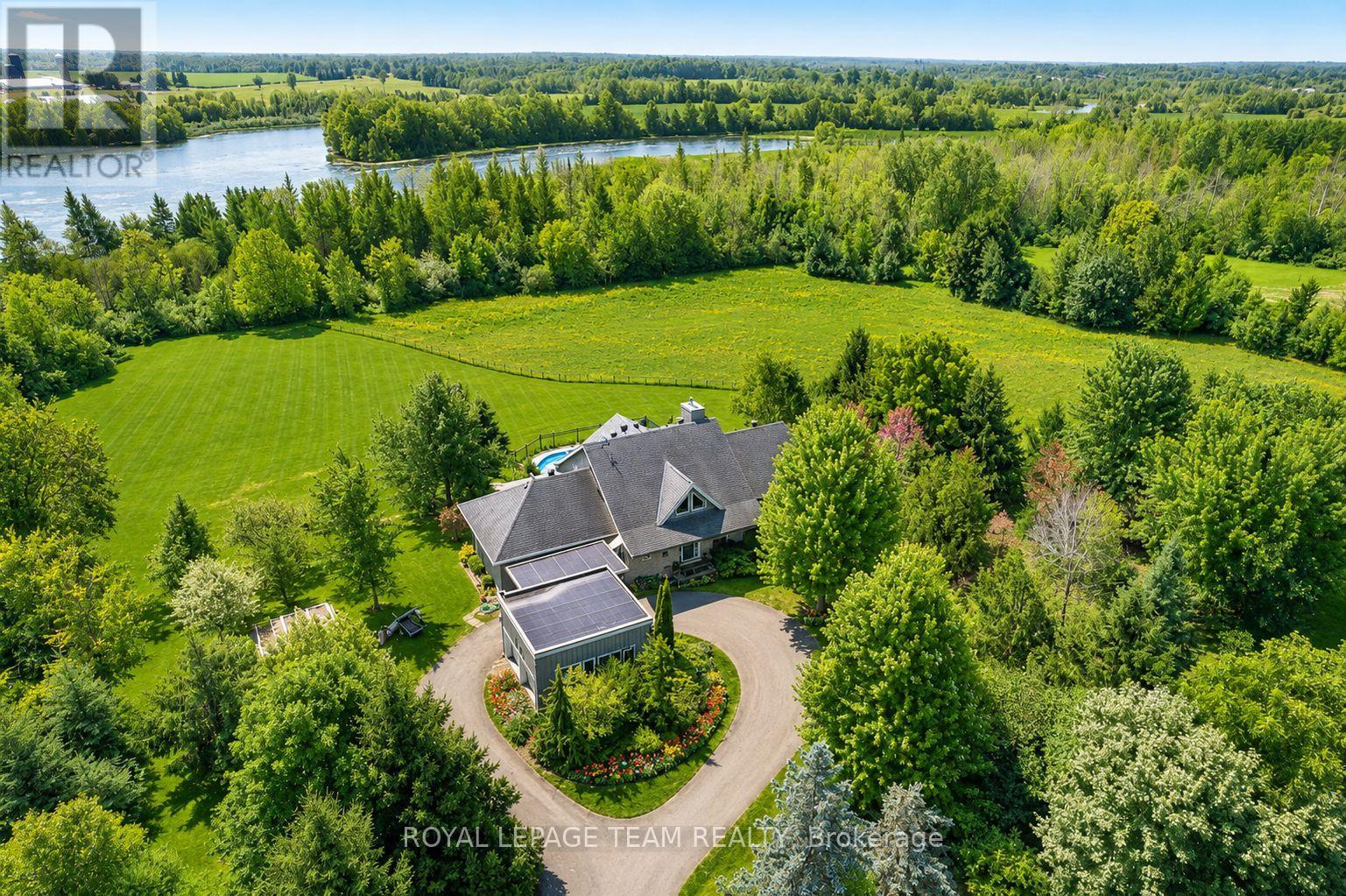 4636 DONNELLY DRIVE, Ottawa, Ontario