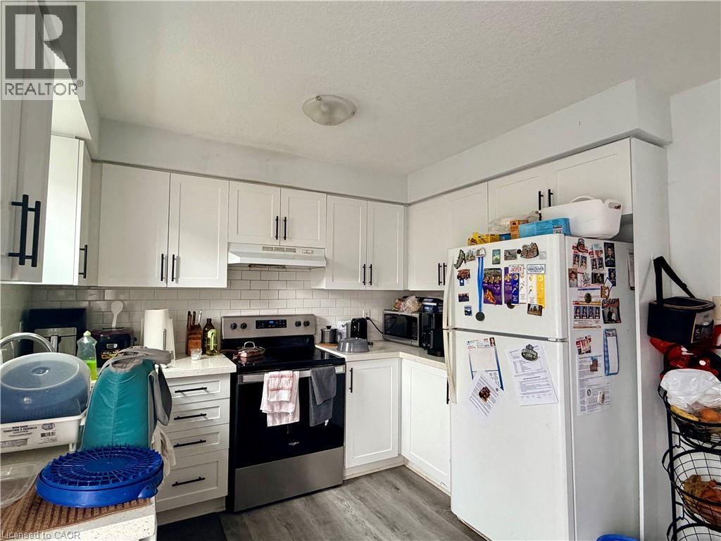 104 Brookfield Crescent, Kitchener, Ontario  N2E 0A7 - Photo 3 - 40831679