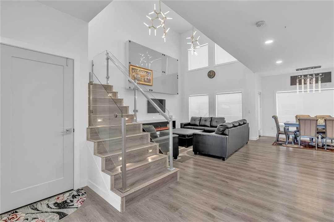 49 Prairie Spring Bay, Winnipeg, Manitoba  R2R 2Z6 - Photo 7 - 202607042