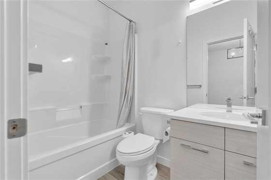 49 Prairie Spring Bay, Winnipeg, Manitoba  R2R 2Z6 - Photo 5 - 202607042