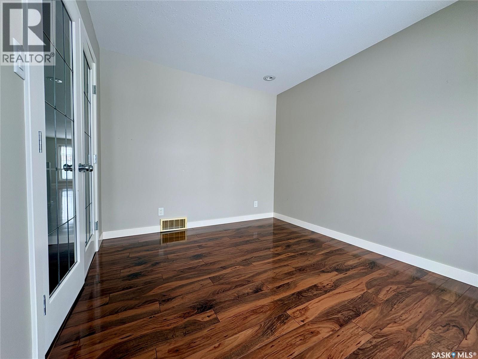 29 500 Battleford Trail, Swift Current, Saskatchewan S9H 5M7 - Photo 4 - SK031514