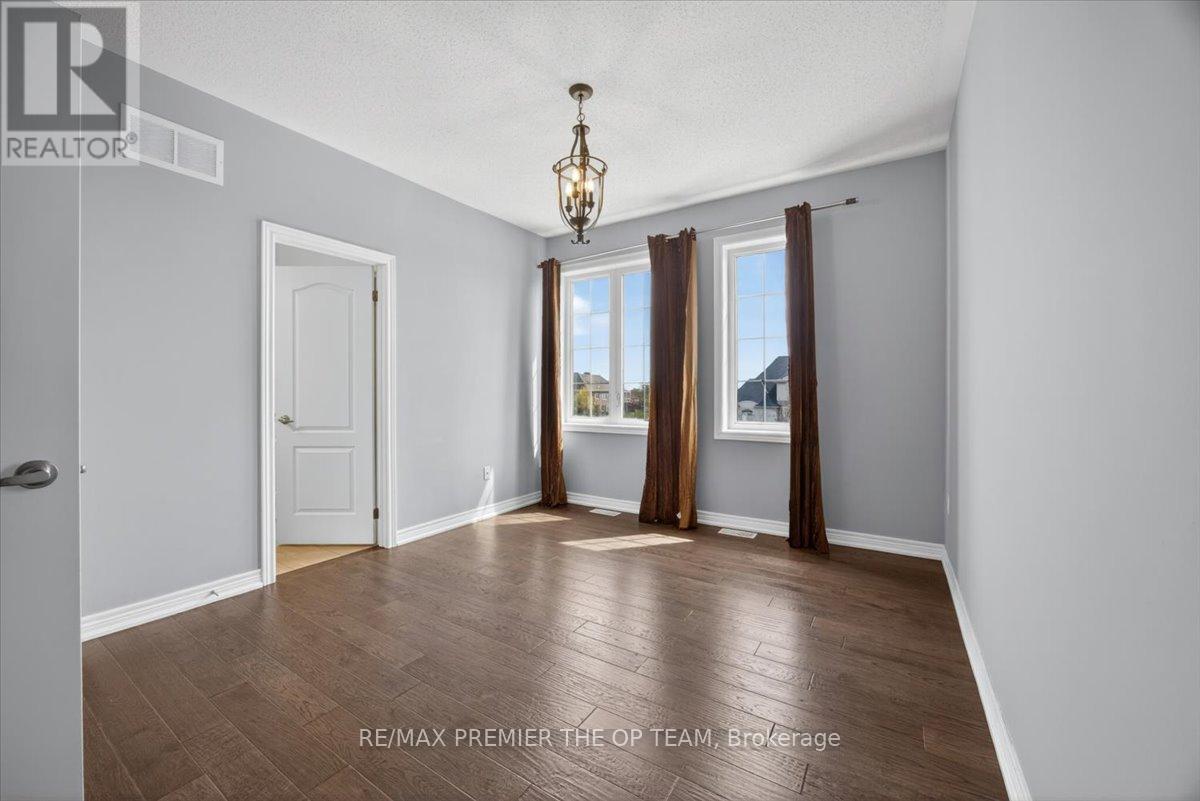 102 Pine Hill Road, Bradford West Gwillimbury, Ontario  L3Z 0H1 - Photo 26 - N13149332