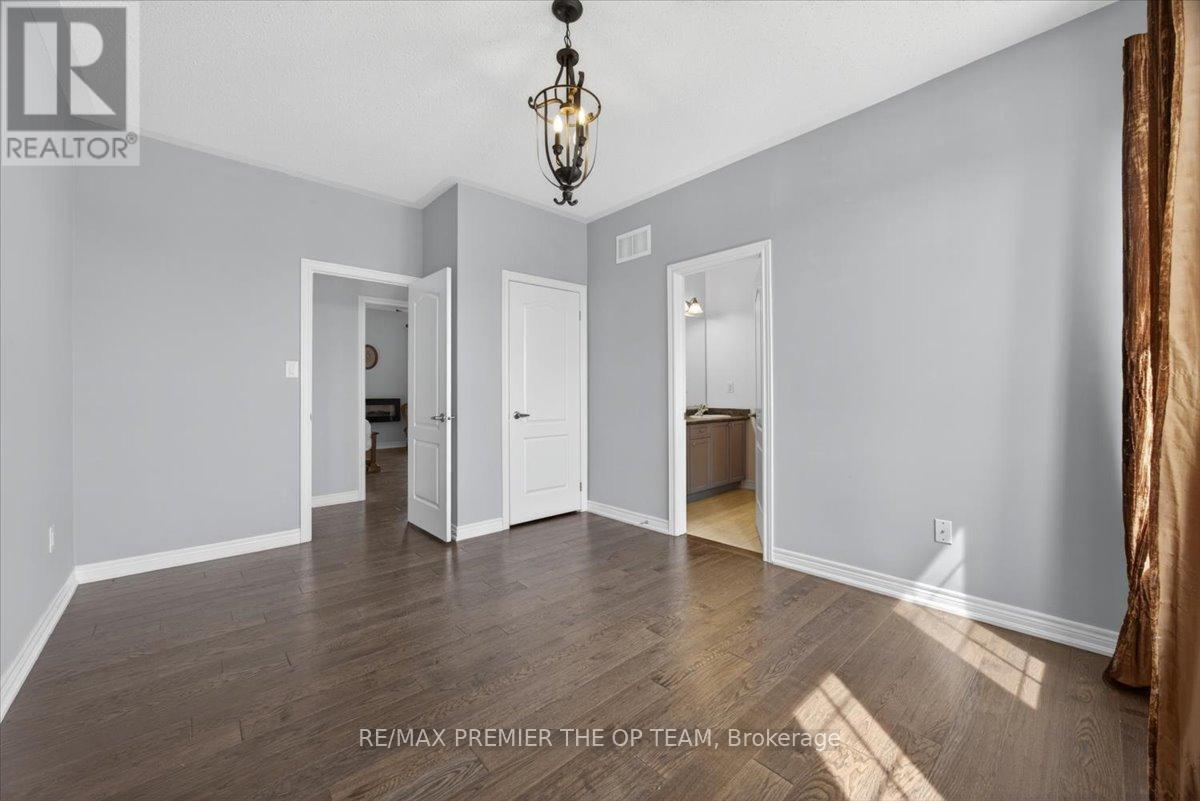 102 Pine Hill Road, Bradford West Gwillimbury, Ontario  L3Z 0H1 - Photo 27 - N13149332