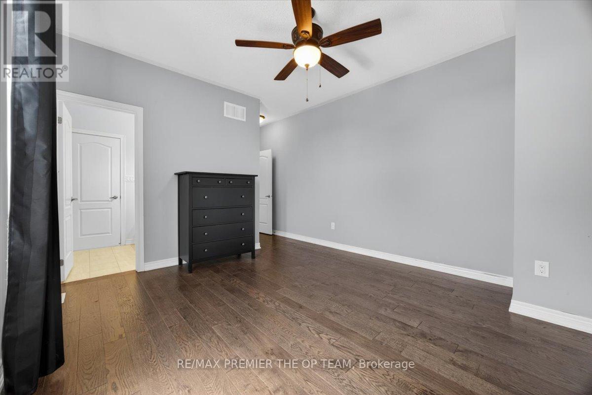 102 Pine Hill Road, Bradford West Gwillimbury, Ontario  L3Z 0H1 - Photo 29 - N13149332