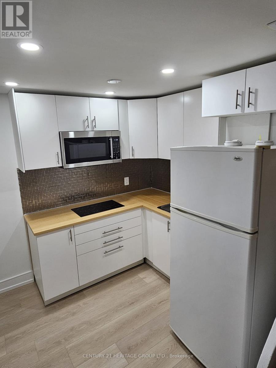 UNIT 1 - 81 BOLTON AVENUE