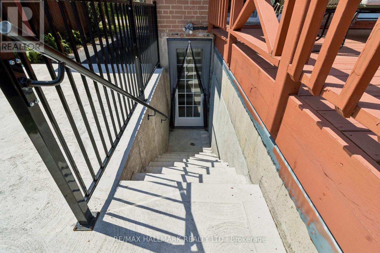 41 Aurora Heights Drive, Aurora, Ontario  L4G 2W6 - Photo 43 - N13149426
