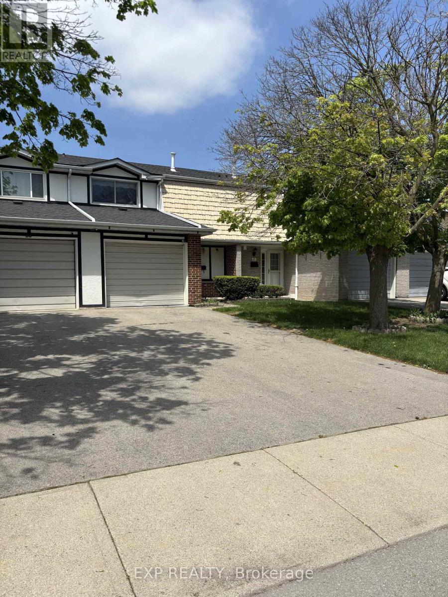 54 NICKLAUS DRIVE, Hamilton, Ontario