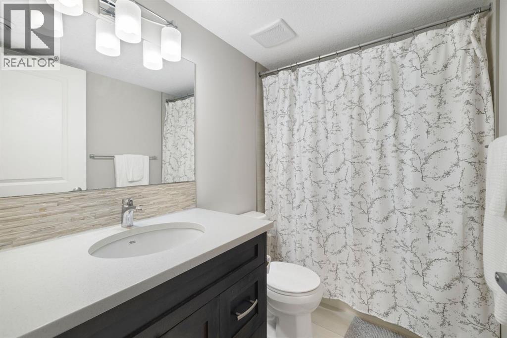8 Emberside Glen, Cochrane, Alberta  T4C 2L6 - Photo 37 - A2282601