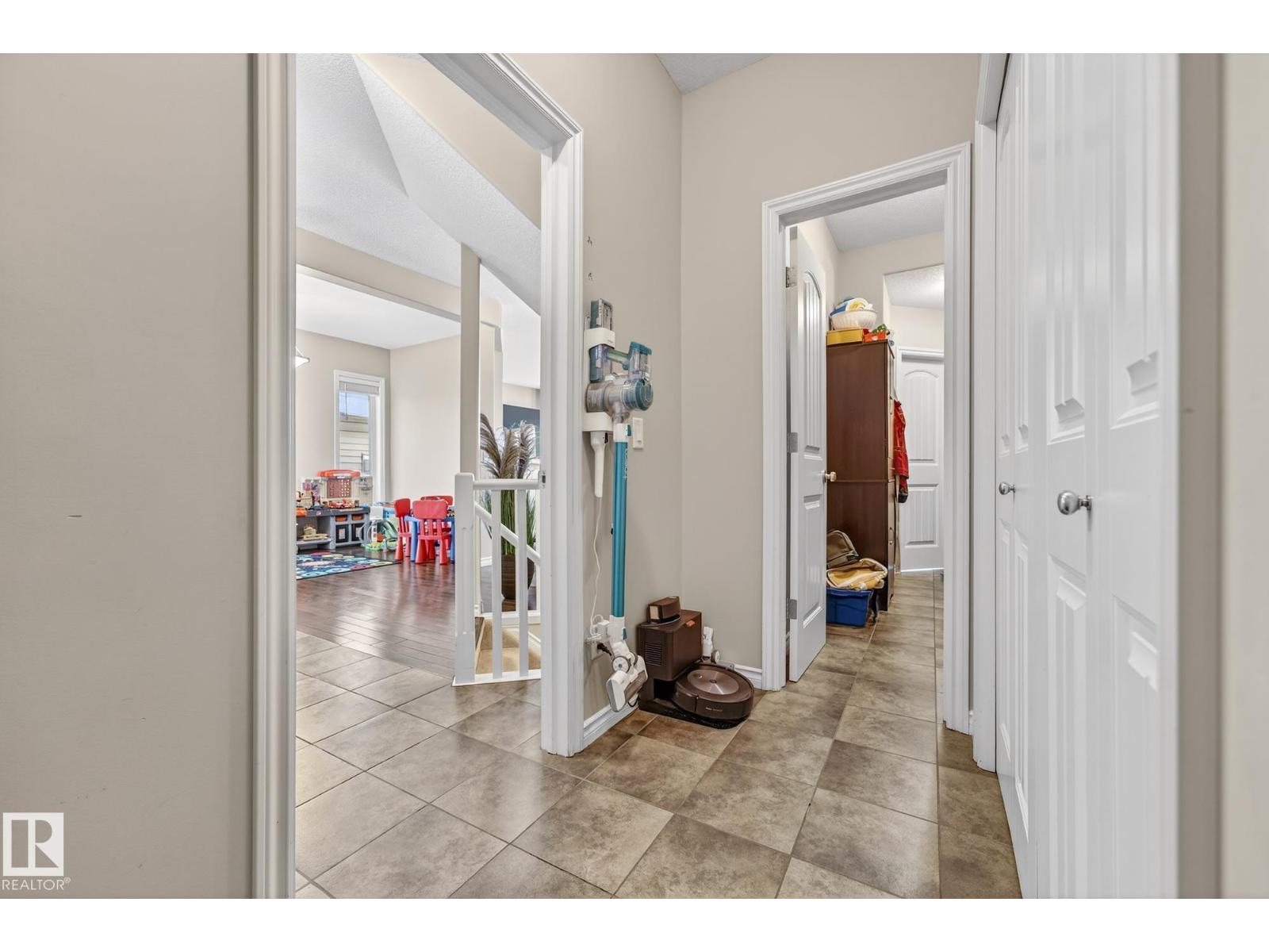 1734 63a St Sw, Edmonton, Alberta  T6X 0R8 - Photo 23 - E4486534