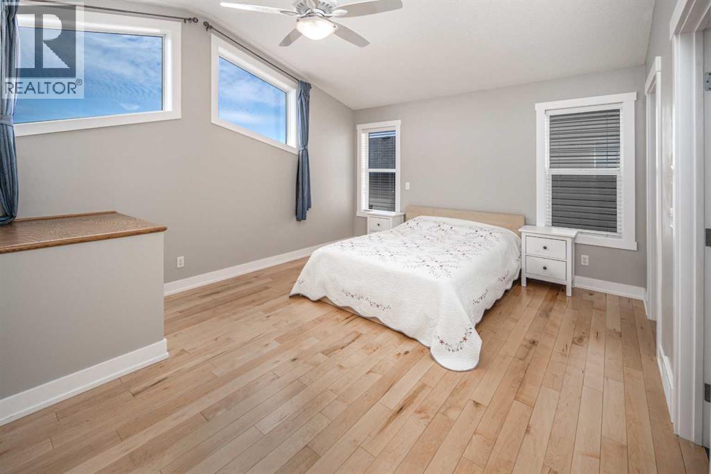 10514 Rockyledge Street NW, Calgary, Alberta  T3G 5N2 - Photo 12 - A2309983