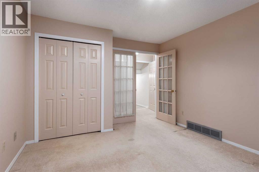 114 Strathlorne Mews SW, Calgary, Alberta  T3H 1V1 - Photo 37 - A2310453