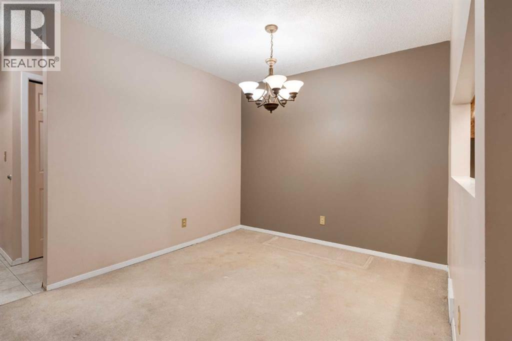 114 Strathlorne Mews SW, Calgary, Alberta  T3H 1V1 - Photo 27 - A2310453