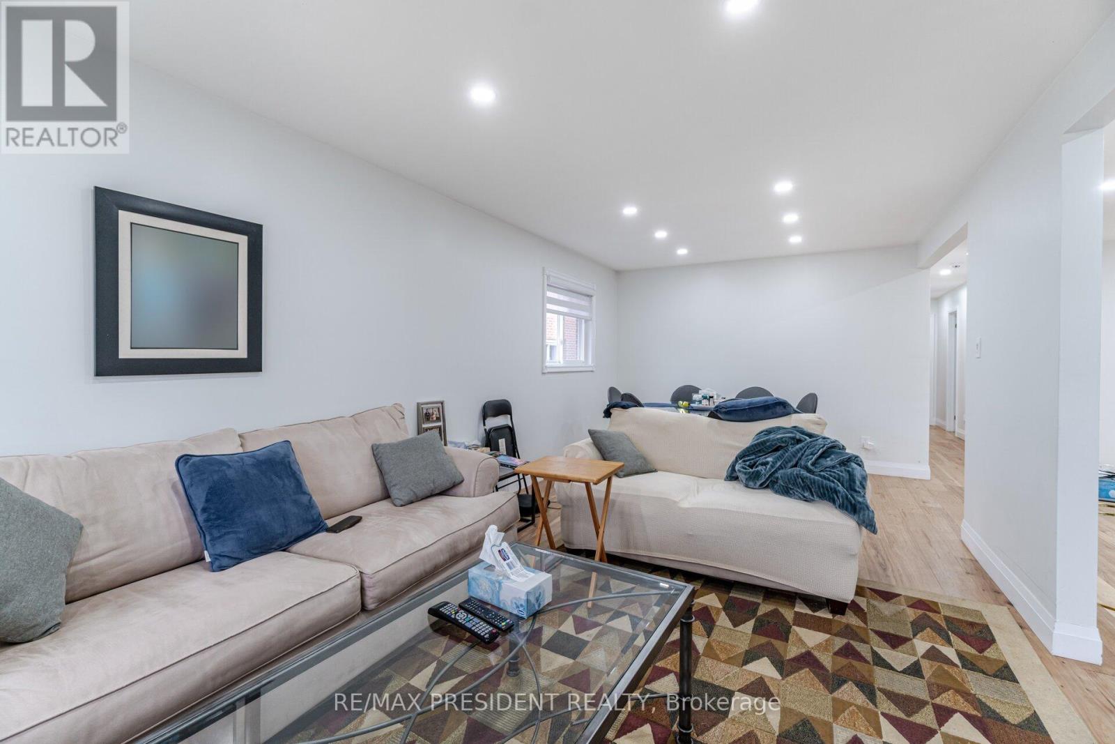 13 Panorama Crescent, Brampton, Ontario  L6S 3T7 - Photo 9 - W13149392
