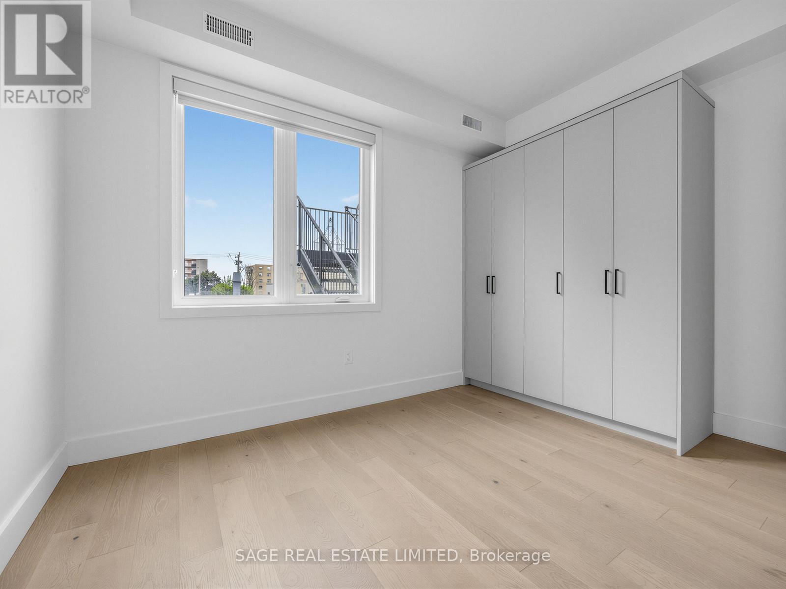 2 - 909 Castlefield Avenue, Toronto, Ontario  M6B 1C9 - Photo 16 - W13149416
