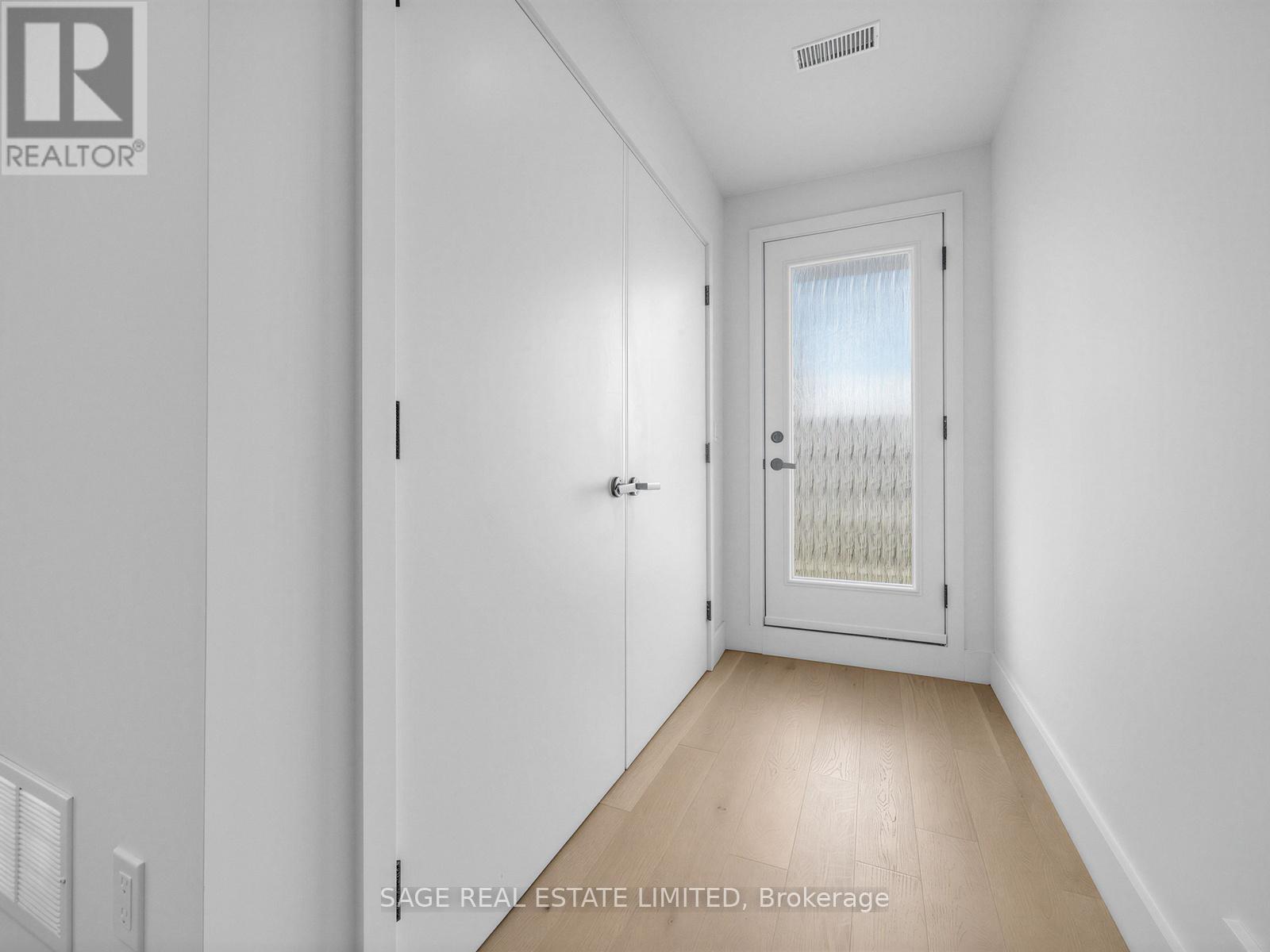 2 - 909 Castlefield Avenue, Toronto, Ontario  M6B 1C9 - Photo 17 - W13149416
