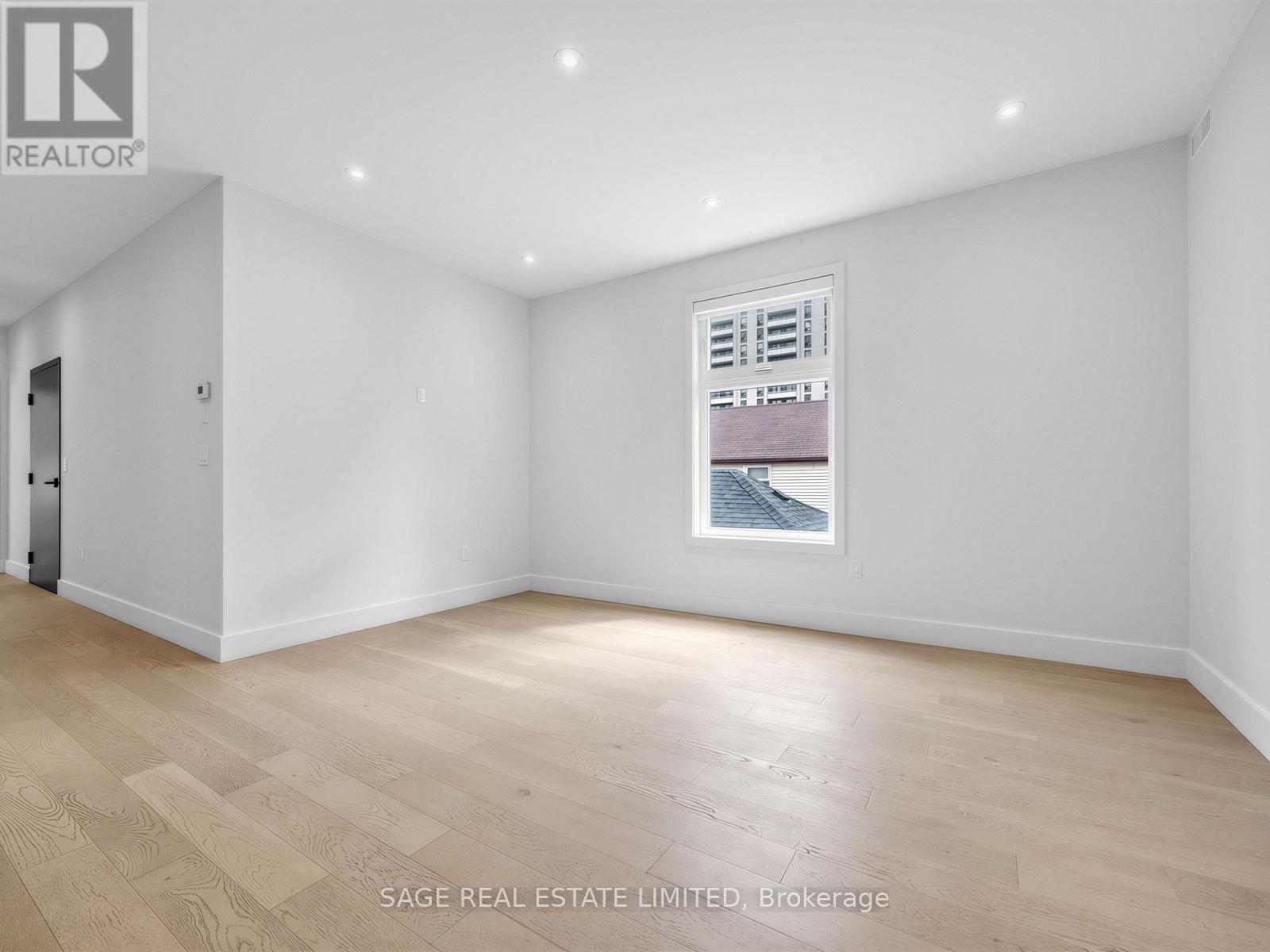 2 - 909 Castlefield Avenue, Toronto, Ontario  M6B 1C9 - Photo 26 - W13149416