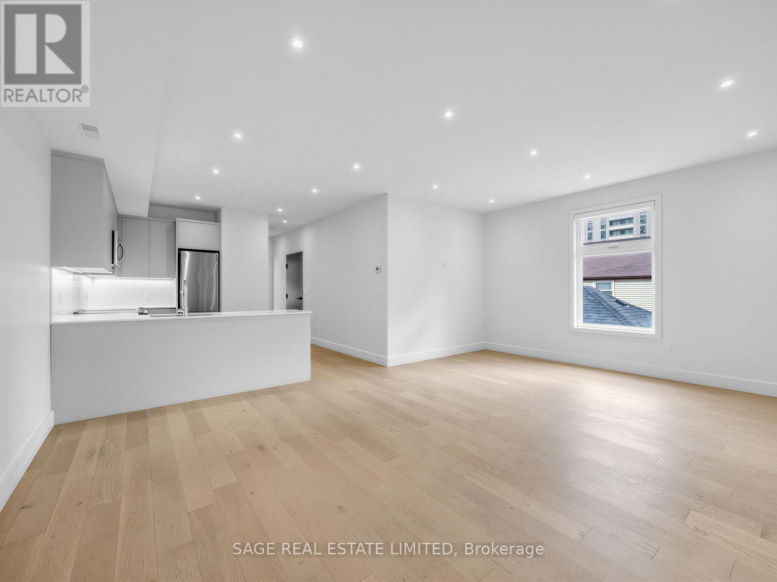 2 - 909 Castlefield Avenue, Toronto, Ontario  M6B 1C9 - Photo 8 - W13149416
