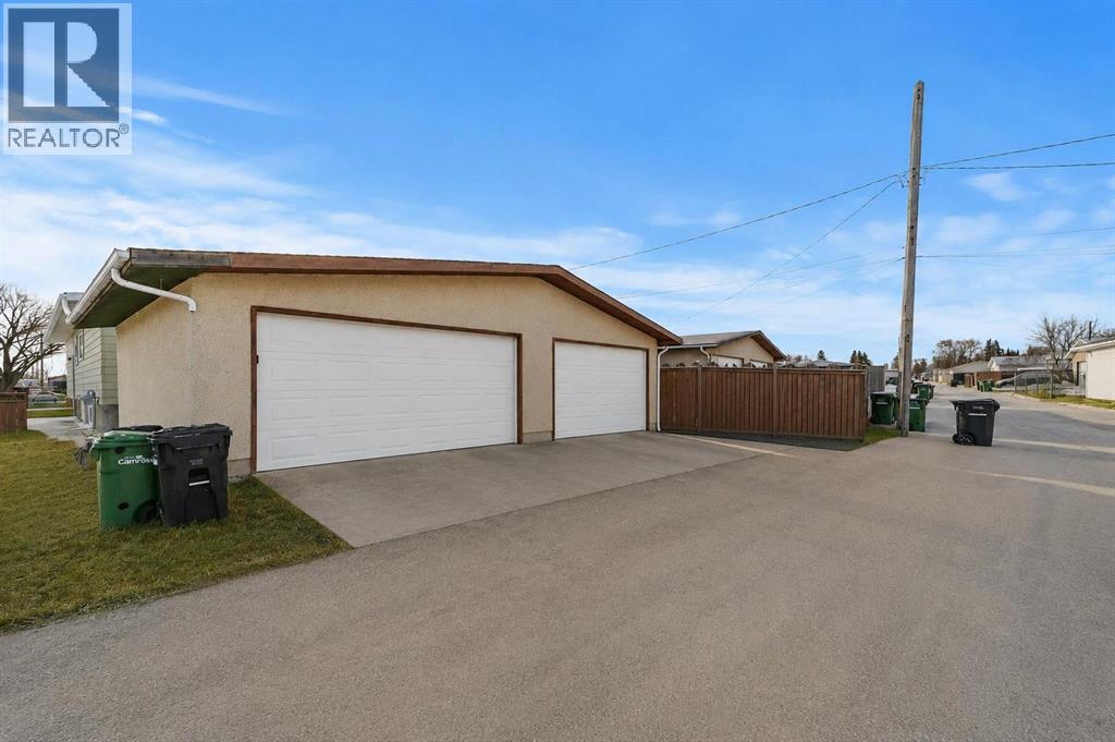 5444 50 Street, Camrose, Alberta  T4V 3A8 - Photo 23 - A2293652