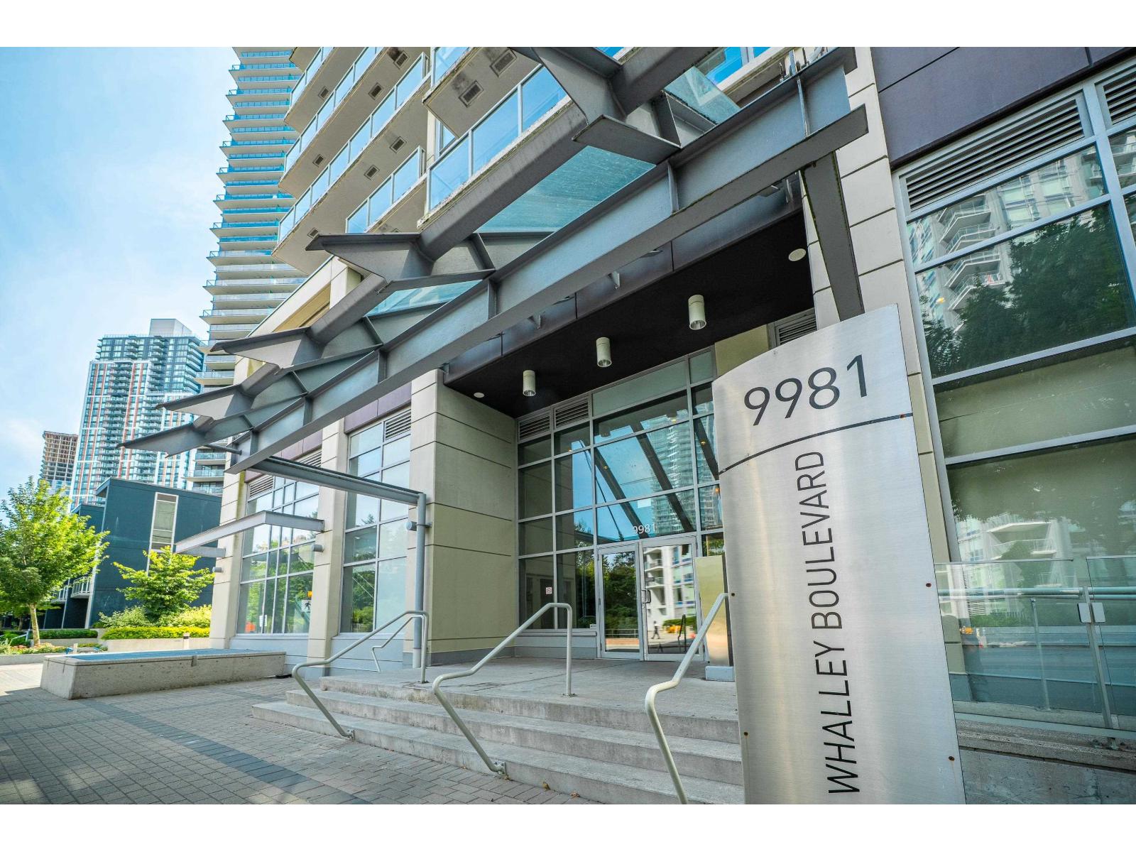 3607 9981 Whalley Boulevard, Surrey, British Columbia  V3T 0G6 - Photo 2 - R3097148