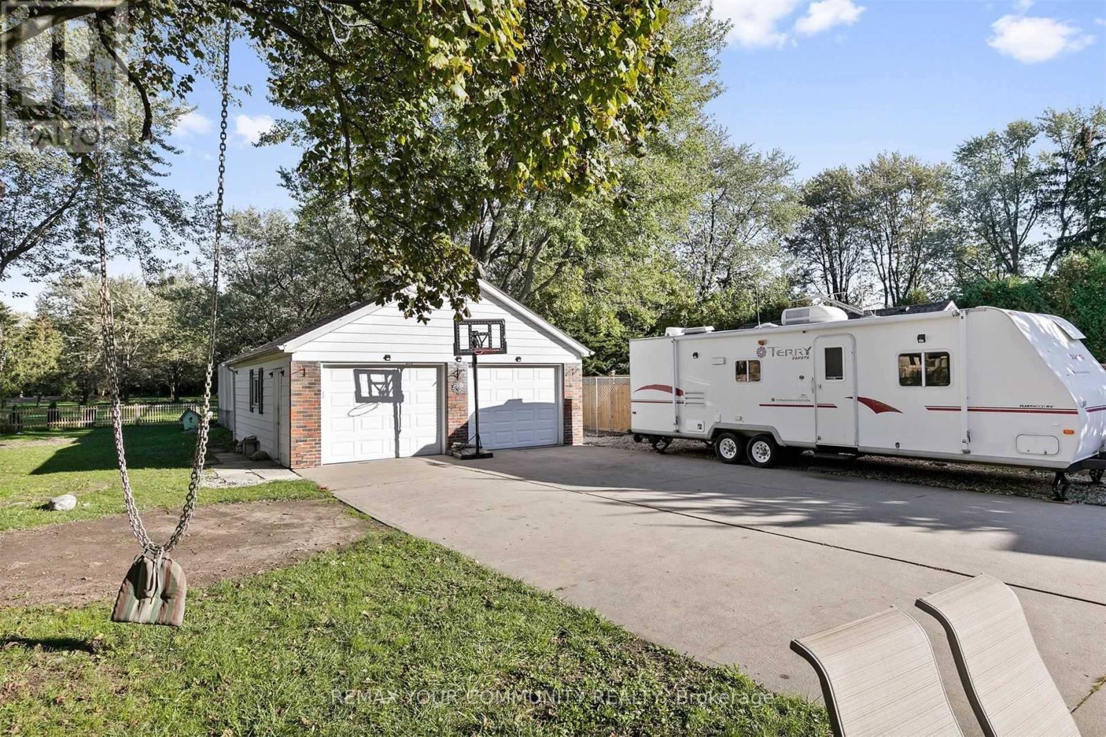 4276 Howard Avenue, Windsor, Ontario  N9G 1P3 - Photo 31 - X13149350
