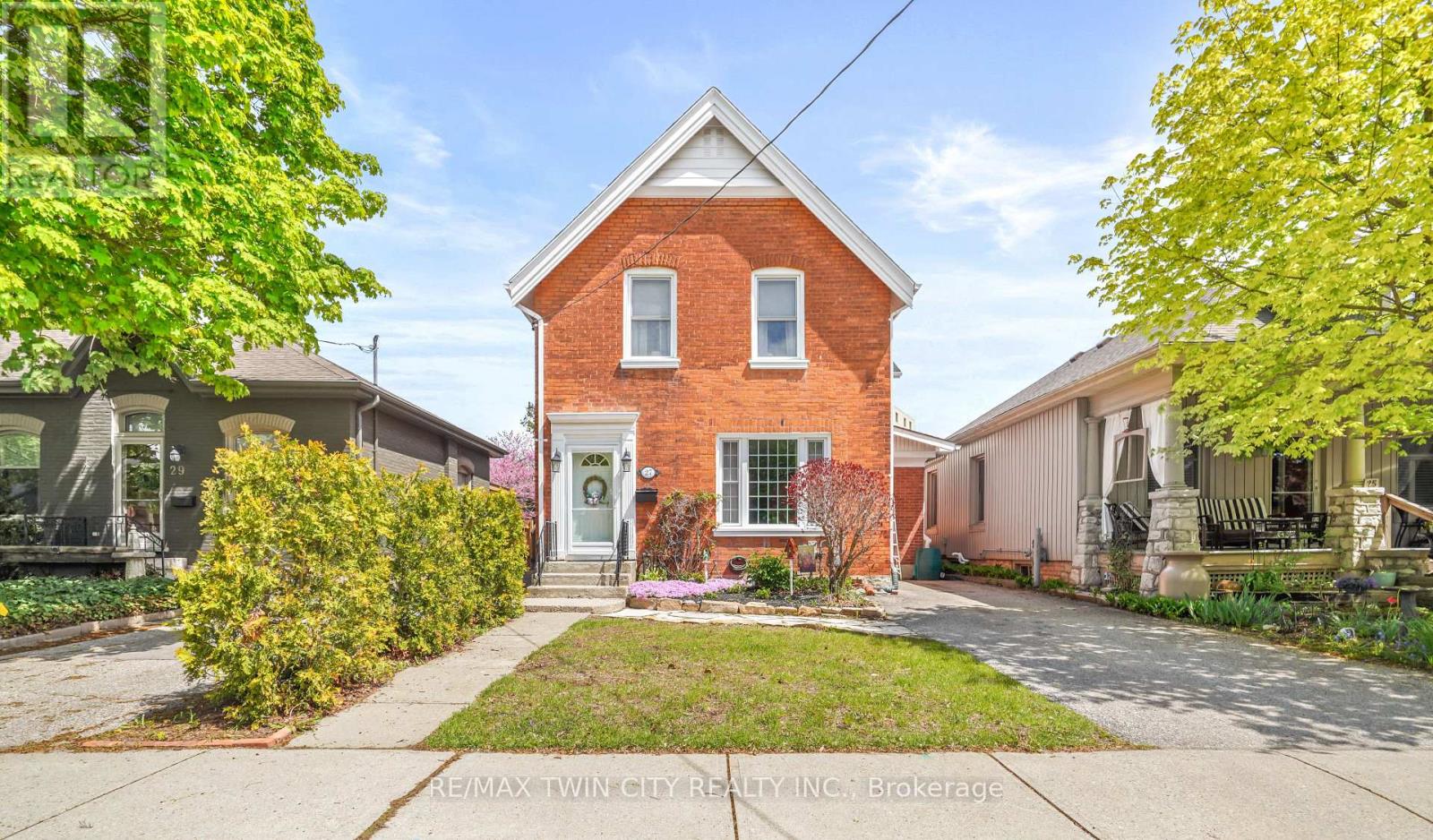 27 Ada Avenue, Brantford, Ontario  N3T 4K8 - Photo 1 - X13149398