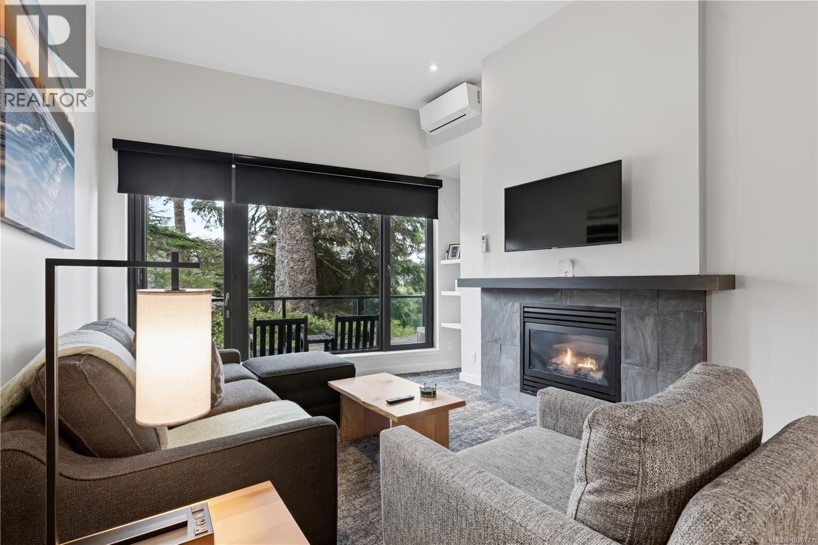 103 596 Marine Dr, Ucluelet, British Columbia  V0R 3A0 - Photo 2 - 1036771