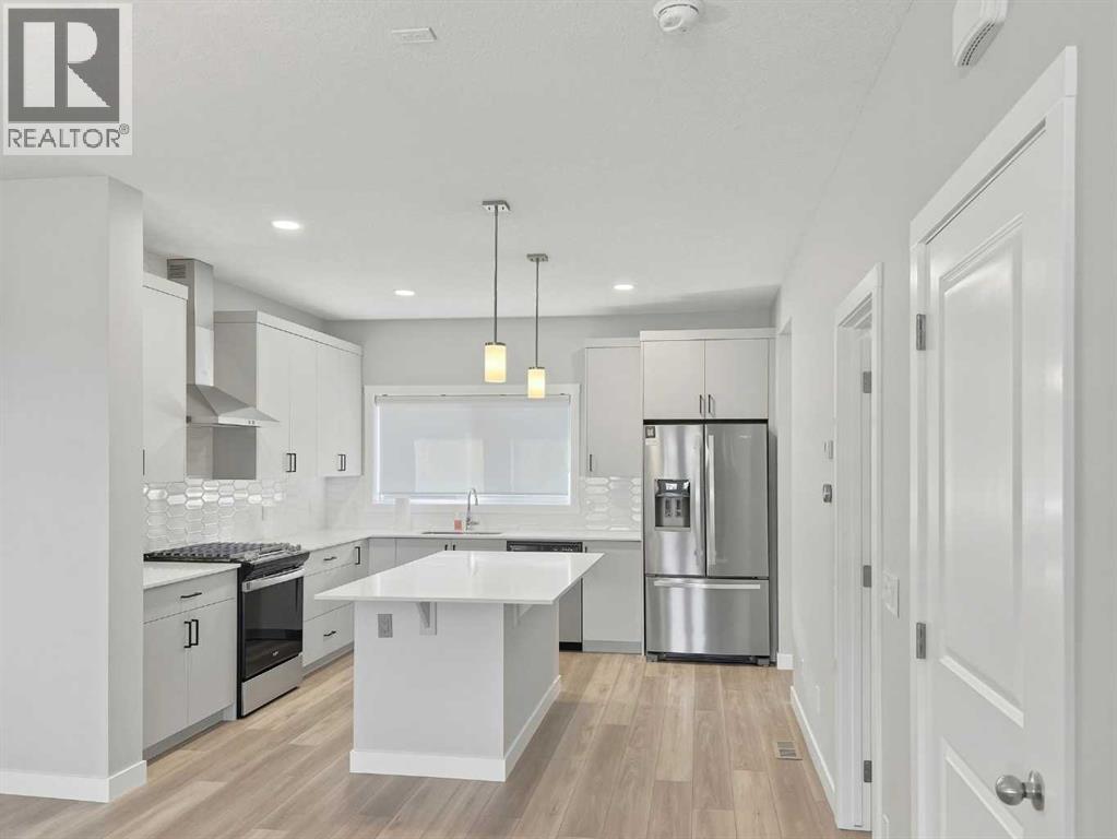 125 Edith Gate NW, Calgary, Alberta  T3R 1Z2 - Photo 11 - A2295954