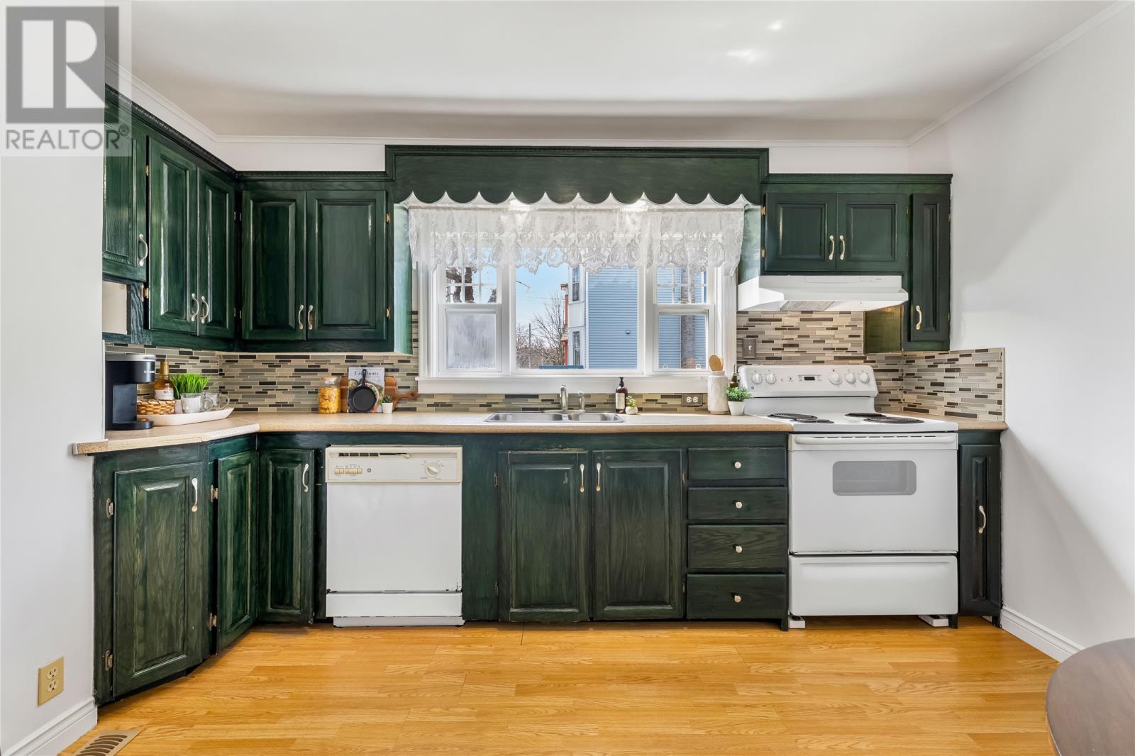96 St. Clare Avenue, St John’s, Newfoundland & Labrador  A1C 2K1 - Photo 13 - 1297769