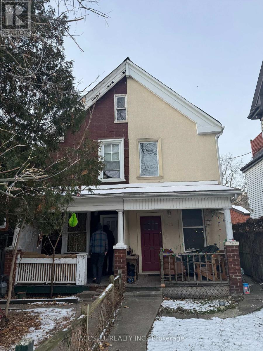 University House for sale: 3 bedroom 700 sq.ft. (Listed 2026-05-20)