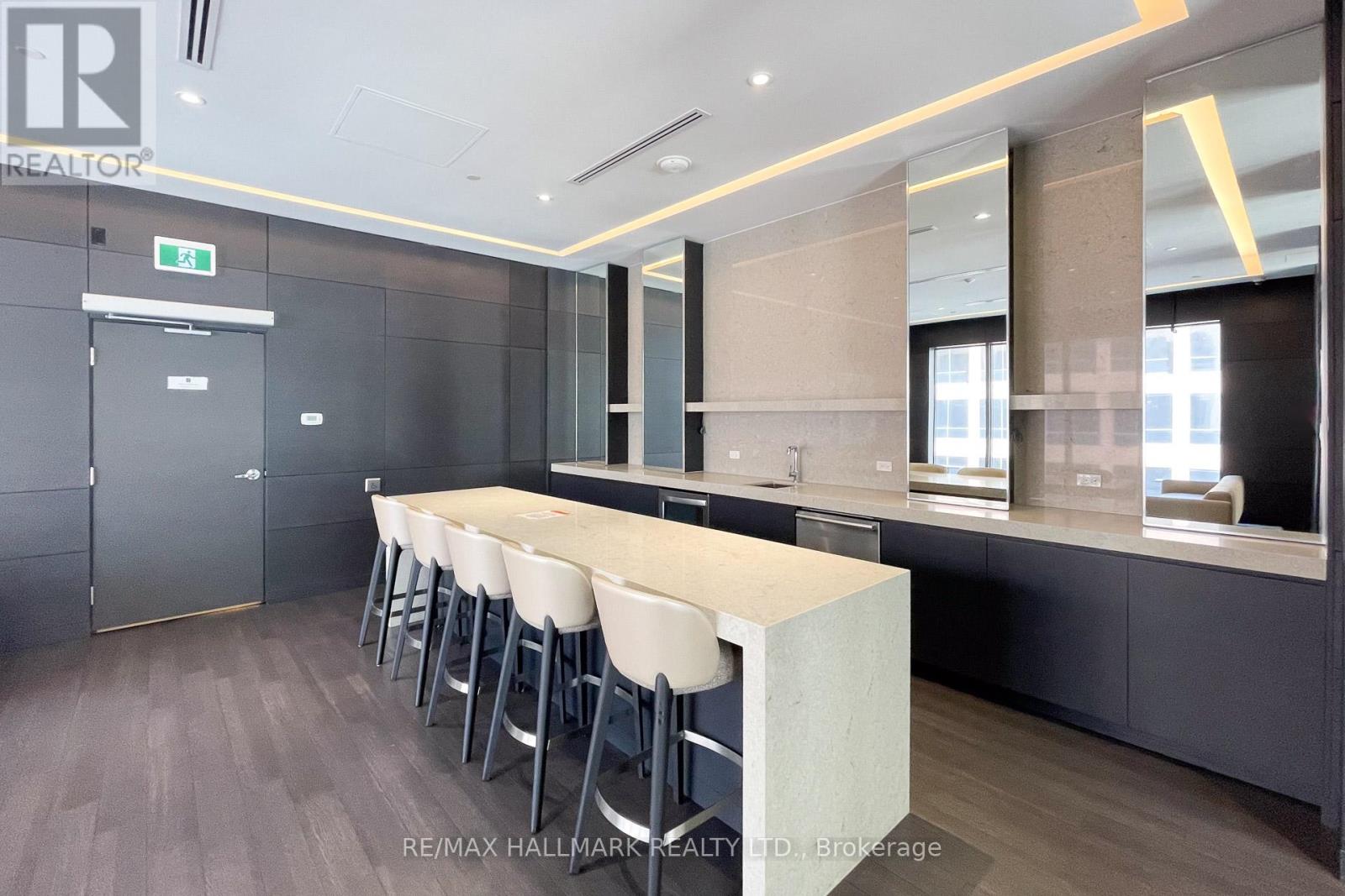 2211 - 2221 Yonge Street, Toronto, Ontario  M4S 0B8 - Photo 33 - C13149494