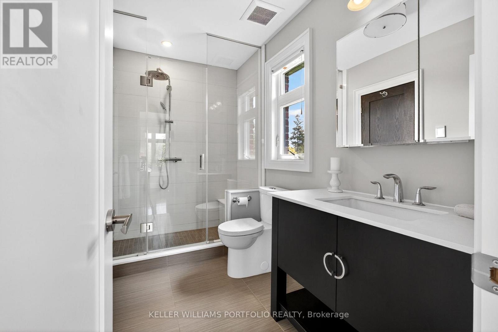 9 Baintree East Street, Toronto, Ontario  M3H 3X6 - Photo 35 - C13149662