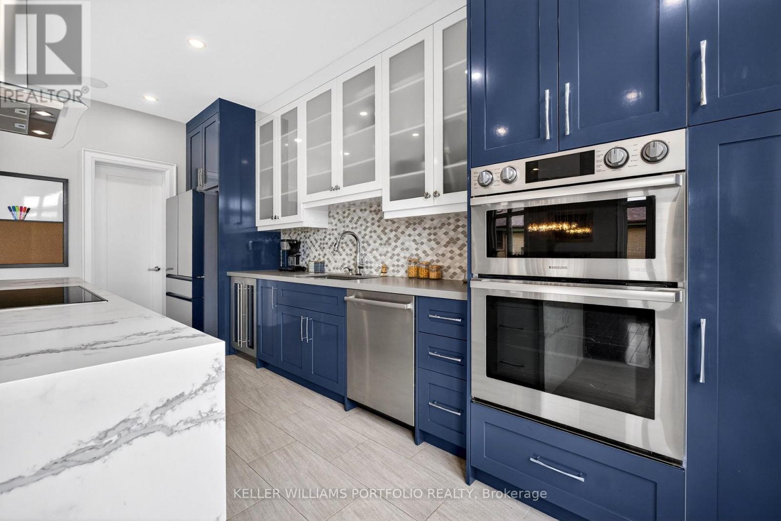 9 Baintree East Street, Toronto, Ontario  M3H 3X6 - Photo 5 - C13149662