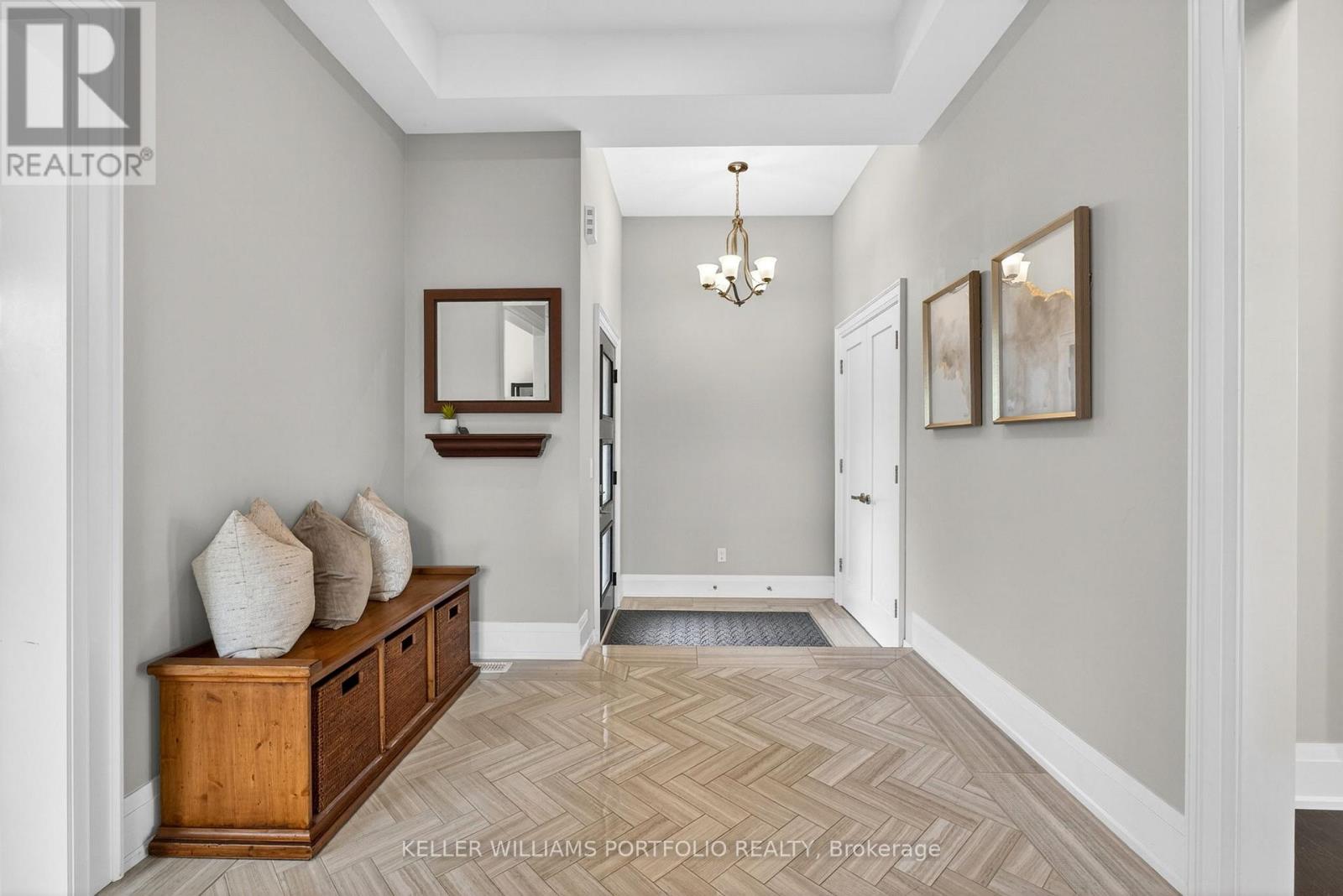 9 Baintree East Street, Toronto, Ontario  M3H 3X6 - Photo 6 - C13149662