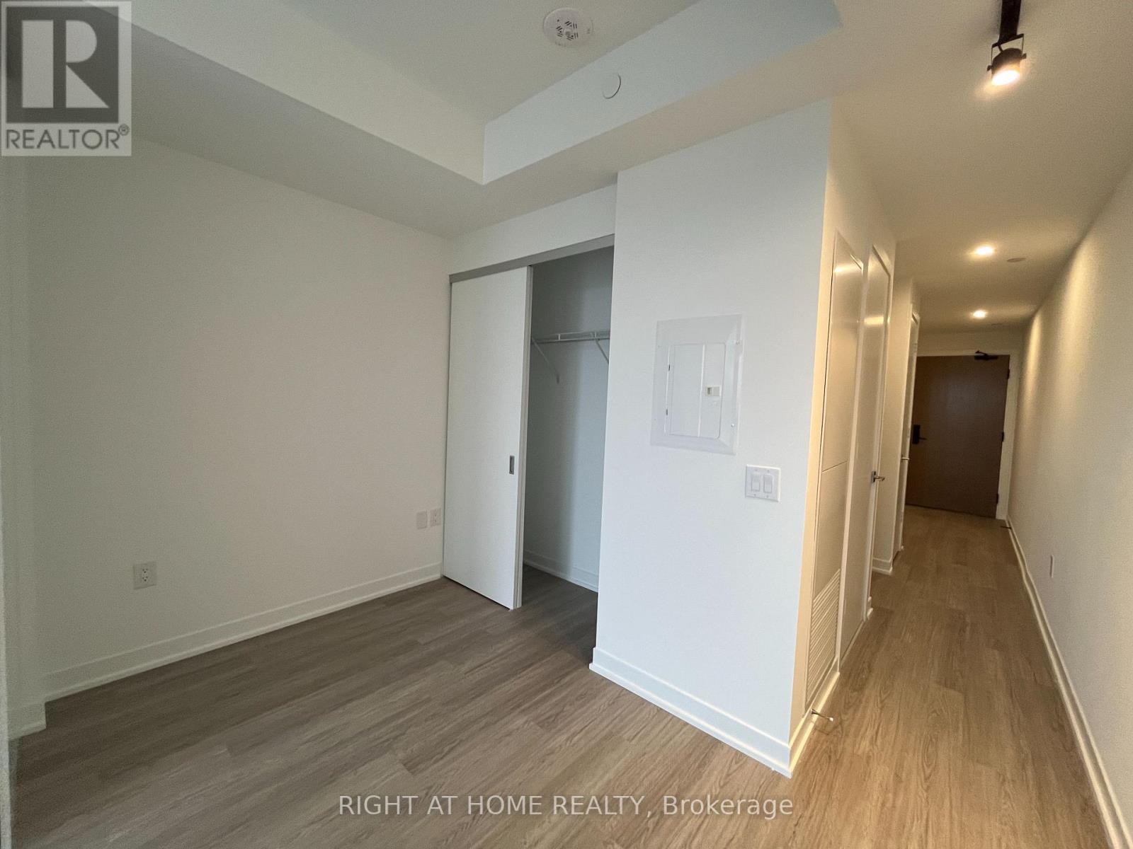 1615 - 195 Mccaul Street, Toronto, Ontario  M5T 1W6 - Photo 6 - C13149668