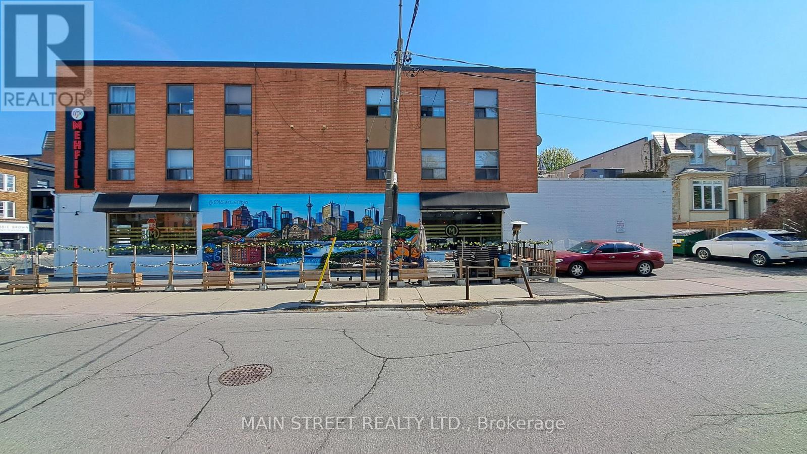 2588 & 2590 Yonge Street, Toronto, Ontario  M4P 2J3 - Photo 2 - C13149740