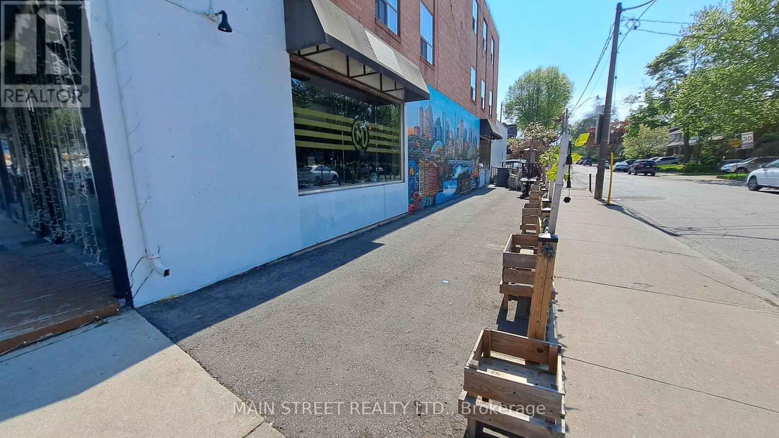 2588 & 2590 Yonge Street, Toronto, Ontario  M4P 2J3 - Photo 9 - C13149740