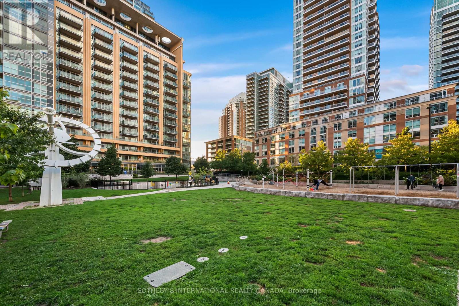 1405 - 150 East Liberty Street, Toronto, Ontario  M6K 3R5 - Photo 37 - C13149772