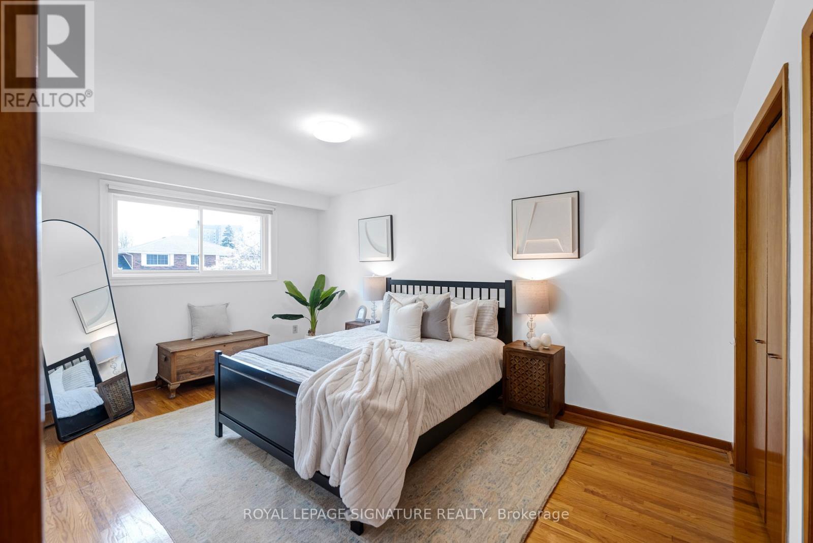 6 Munford Crescent, Toronto, Ontario  M4B 1C1 - Photo 15 - E13149766