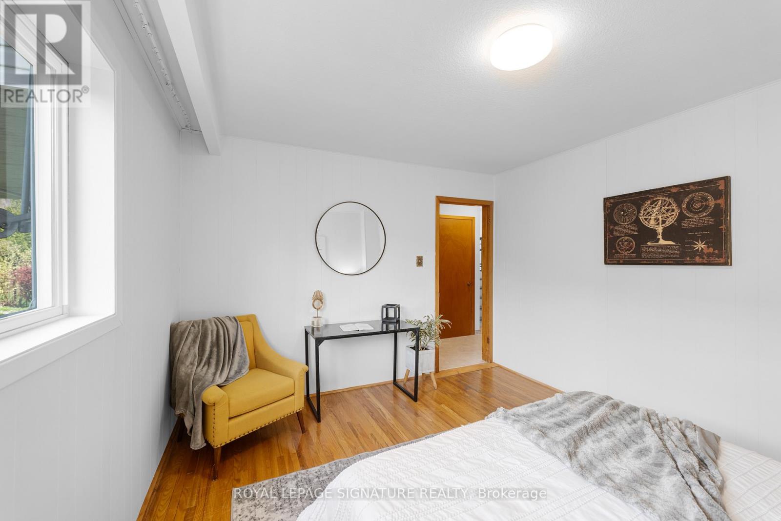6 Munford Crescent, Toronto, Ontario  M4B 1C1 - Photo 22 - E13149766