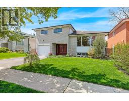 6 MUNFORD CRESCENT, Toronto, Ontario