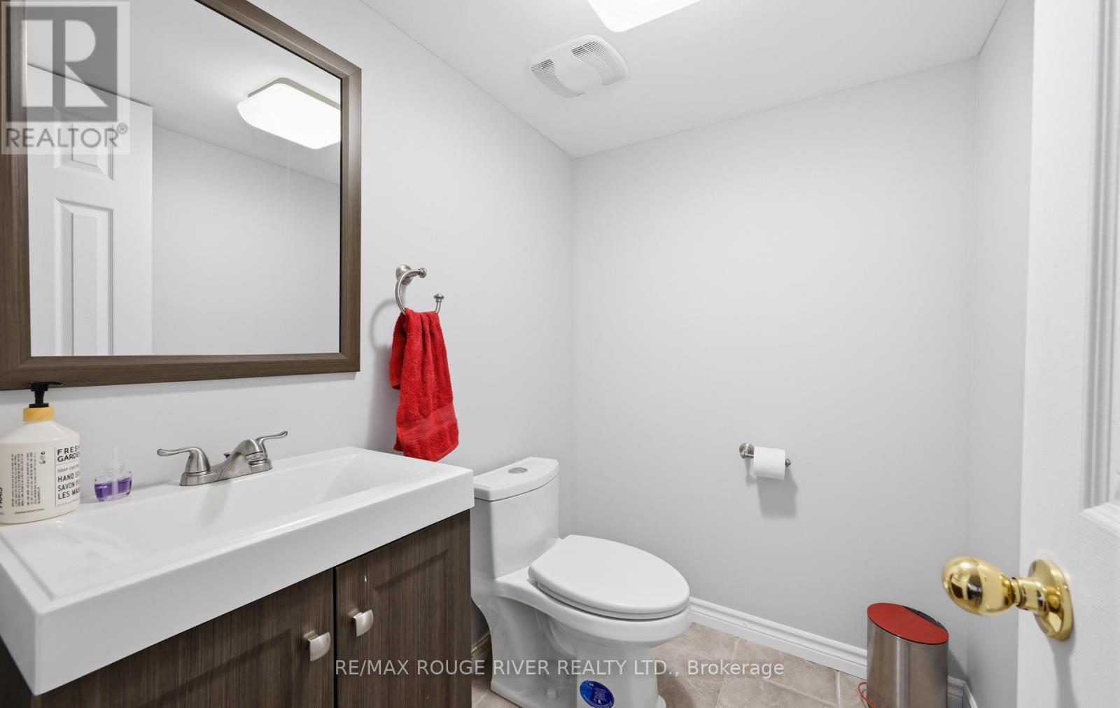55 Redfern Crescent, Clarington, Ontario  L1C 0K2 - Photo 36 - E13149778