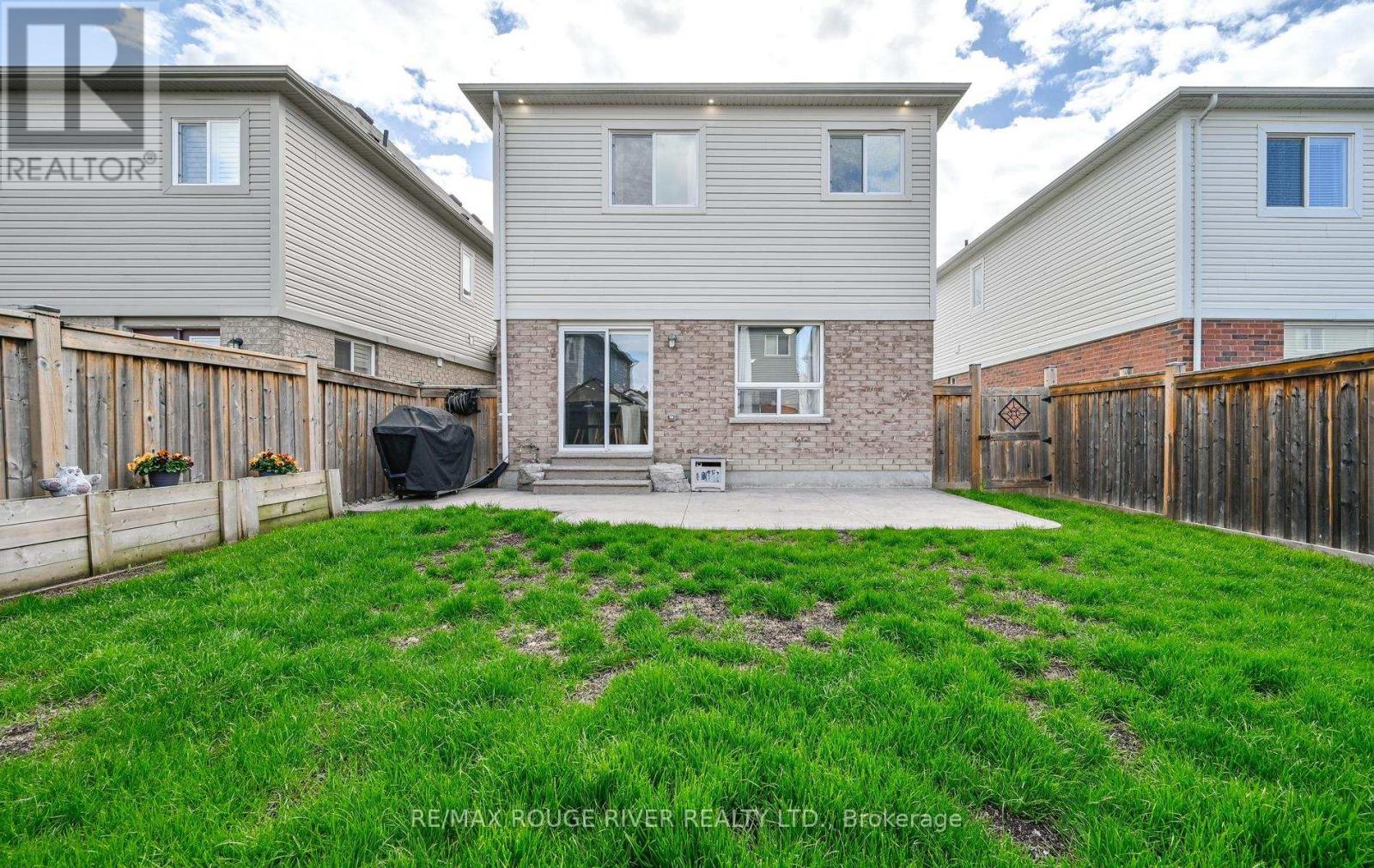 55 Redfern Crescent, Clarington, Ontario  L1C 0K2 - Photo 43 - E13149778