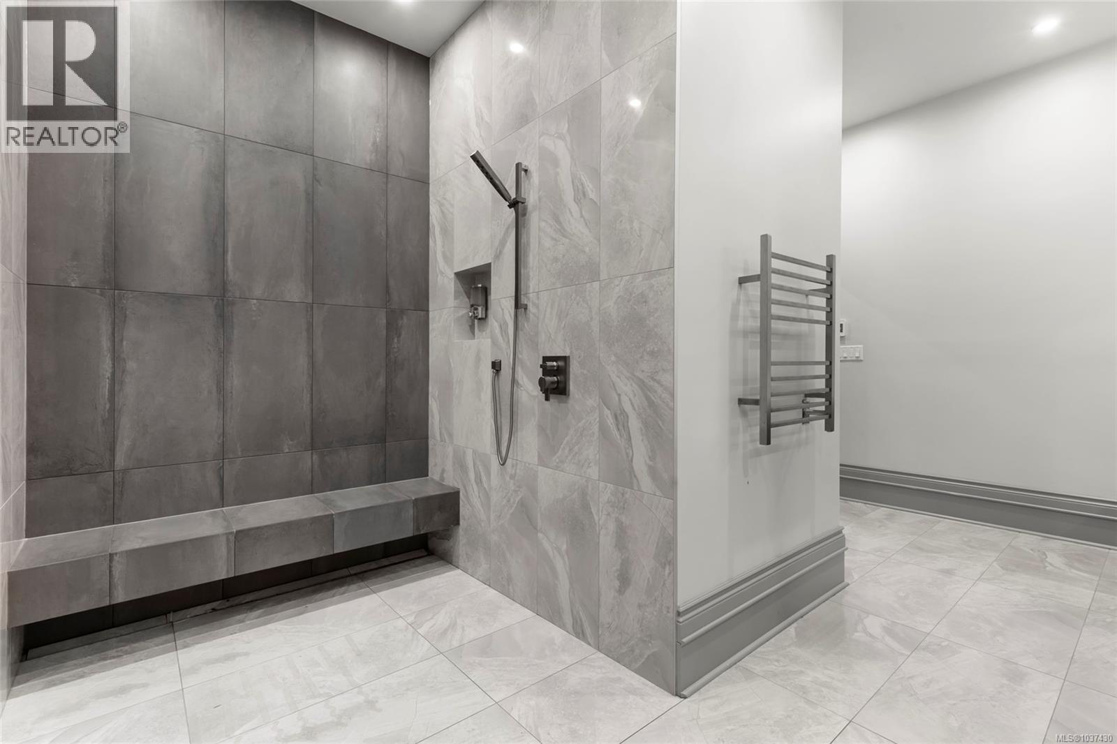 660 Johnson St, Victoria, British Columbia  V8W 2B7 - Photo 28 - 1037430