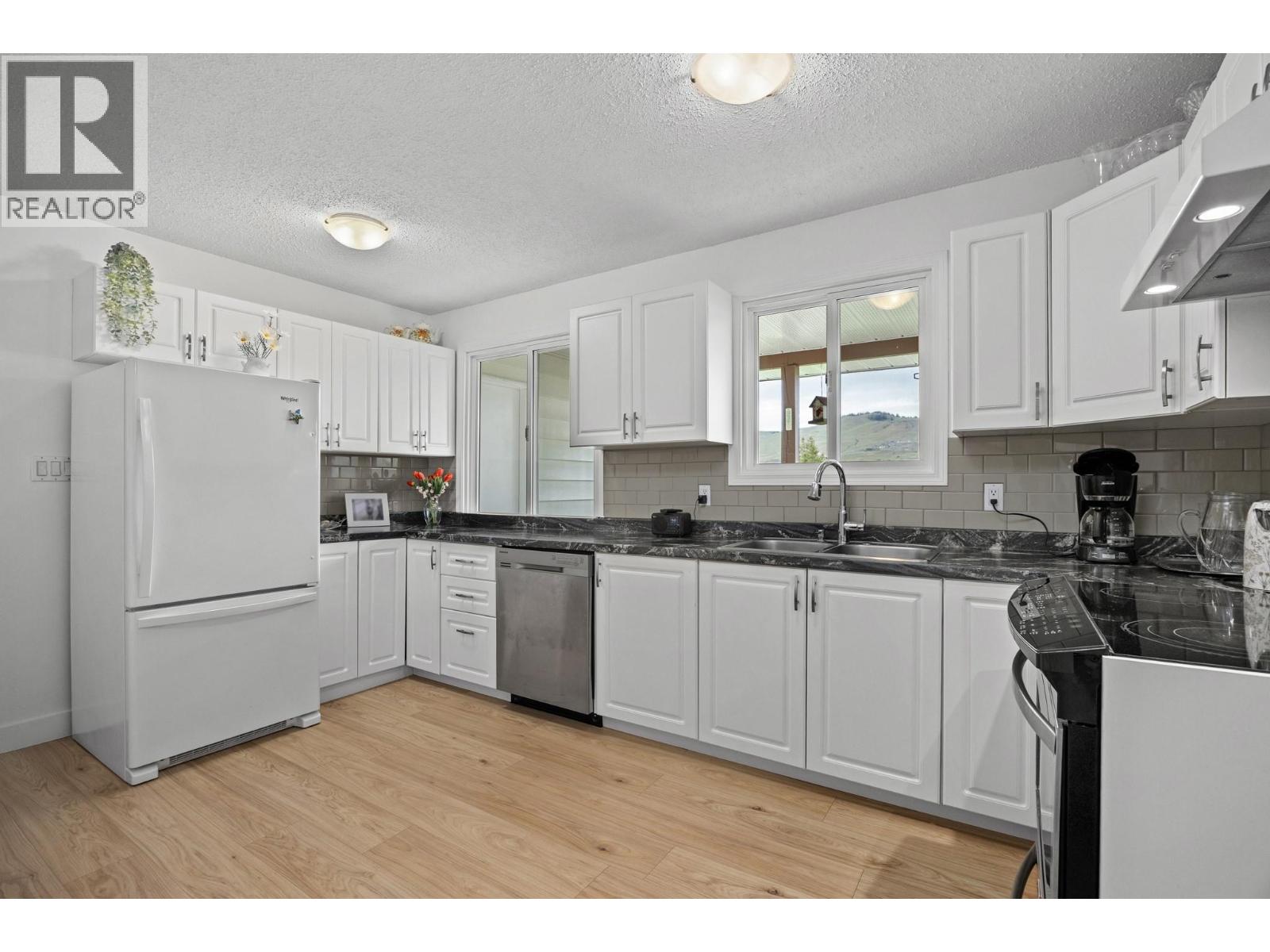 6717 Apollo Road, Vernon, British Columbia  V1H 1J3 - Photo 16 - 10388135