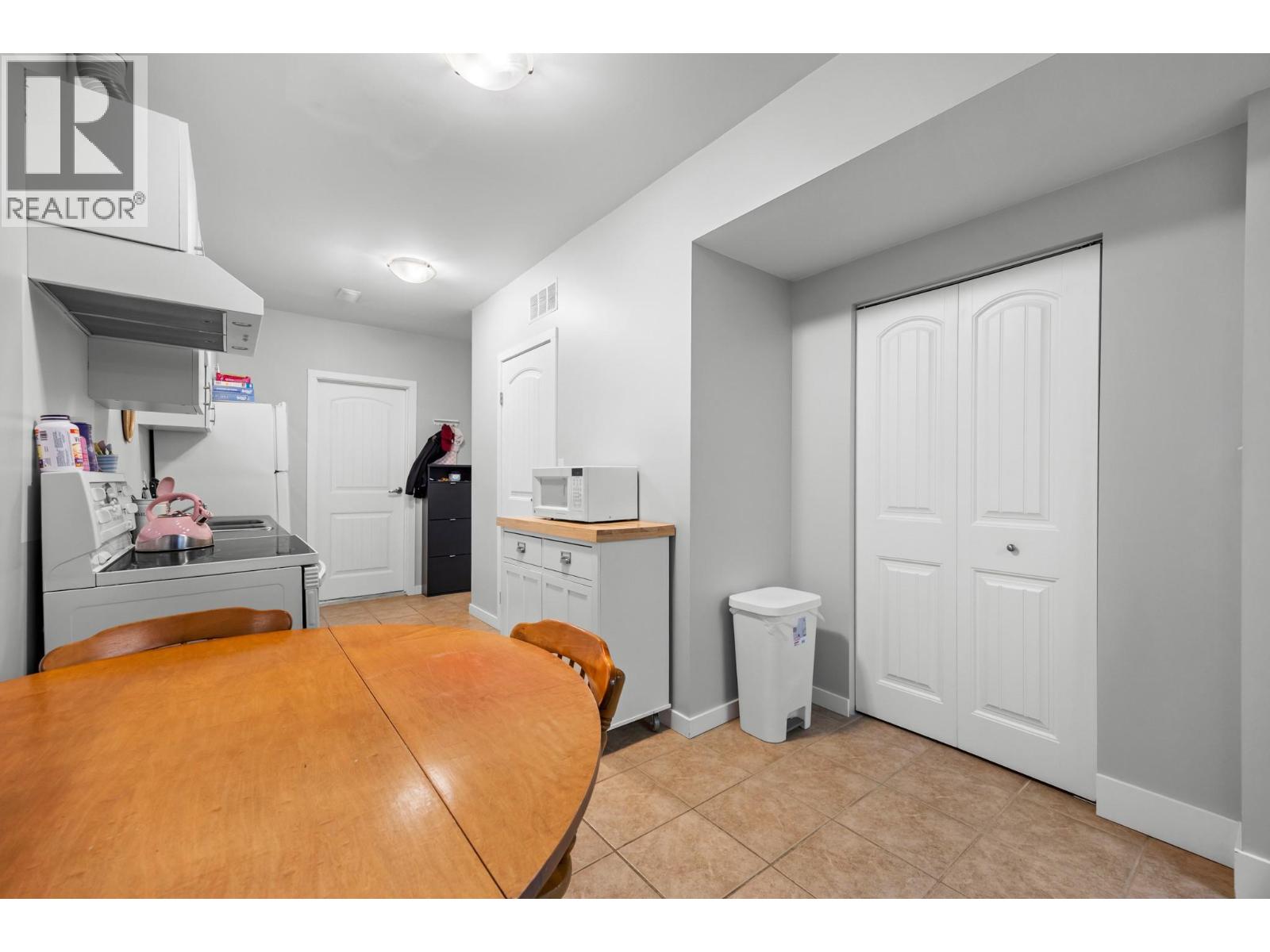 6717 Apollo Road, Vernon, British Columbia  V1H 1J3 - Photo 44 - 10388135