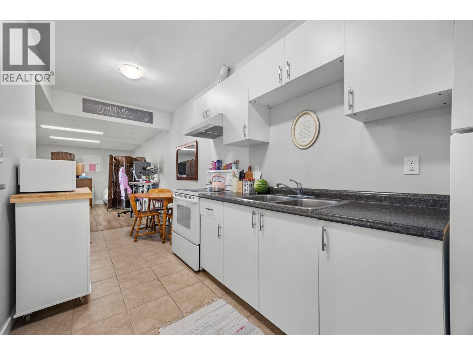 6717 Apollo Road, Vernon, British Columbia  V1H 1J3 - Photo 46 - 10388135